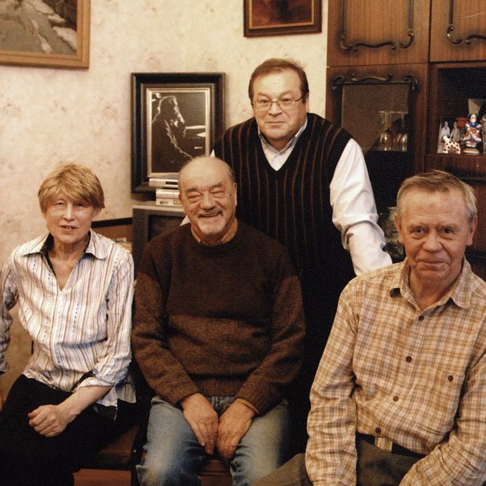 Антонина Распутина, С.И. Распутина, И.Золотусский, Г.К.Сапронов, В.Г.Распутин в Москве. Из архива В.Г.Распутина.